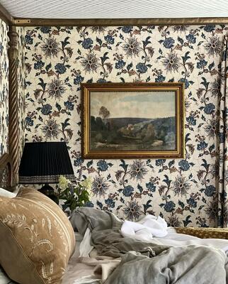 Schuyler Samperton Floriana wallcovering in Oro