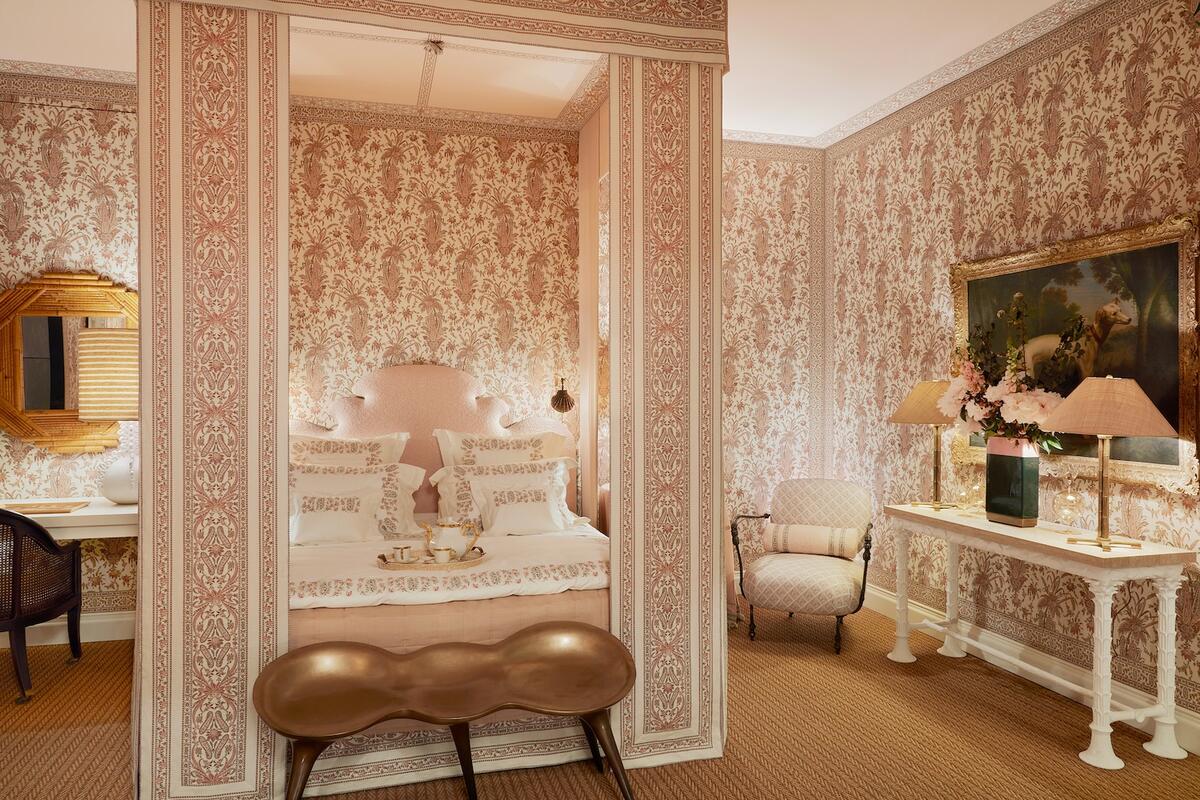 Fashionable looks from American Leather, Susan Clark’s craft-driven collab with Design Within Reach, and more